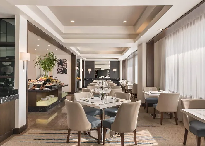 Seda Ayala Center 5*