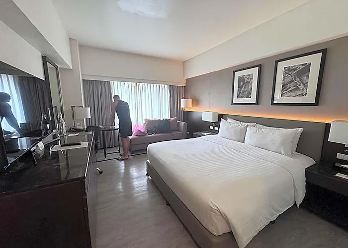 Hotell Seda Ayala Center 5*