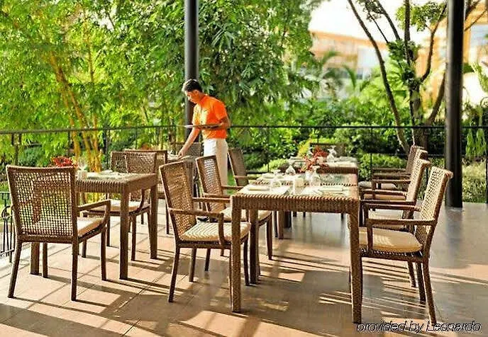 Seda Ayala Center 5*